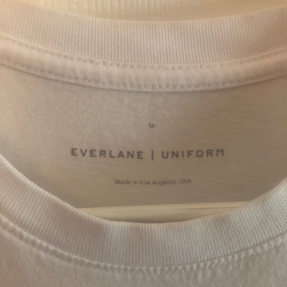 ❌SOLD❌ 2 Everlane Uniform Organic Cotton Tees - Picture 4 of 11